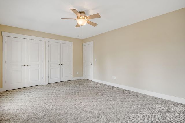 7 Oakhaven Terrace, Asheville, NC 28803