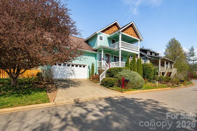 7 Oakhaven Terrace, Asheville, NC 28803