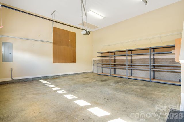 7 Oakhaven Terrace, Asheville, NC 28803