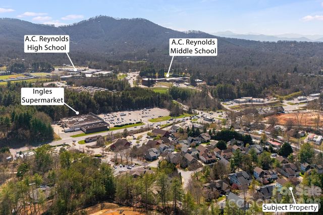 7 Oakhaven Terrace, Asheville, NC 28803