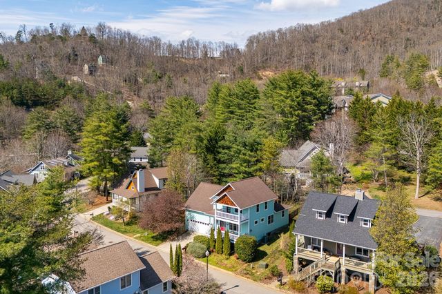 7 Oakhaven Terrace, Asheville, NC 28803