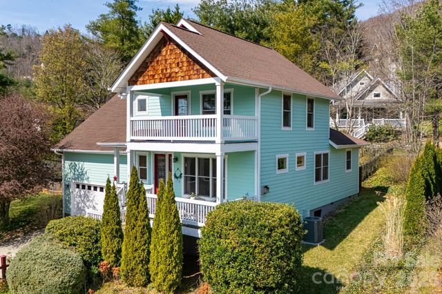 7 Oakhaven Terrace, Asheville, NC 28803