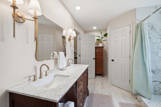 410 Whitney Woods, Conway, AR 72034
