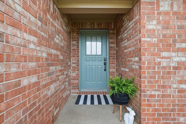 410 Whitney Woods, Conway, AR 72034