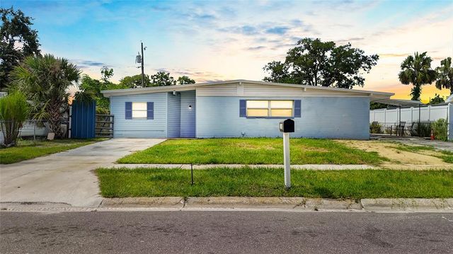 1840 CADILLAC CIRCLE, Tampa, FL 33619