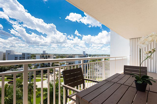 3546 S Ocean Boulevard 818, South Palm Beach, FL 33480