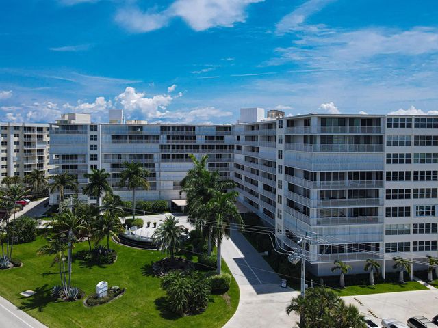 3546 S Ocean Boulevard 818, South Palm Beach, FL 33480