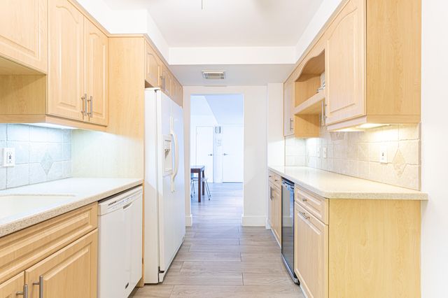 3546 S Ocean Boulevard 818, South Palm Beach, FL 33480