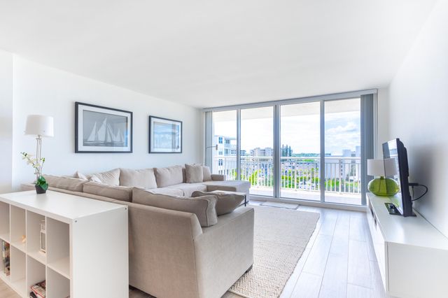 3546 S Ocean Boulevard 818, South Palm Beach, FL 33480