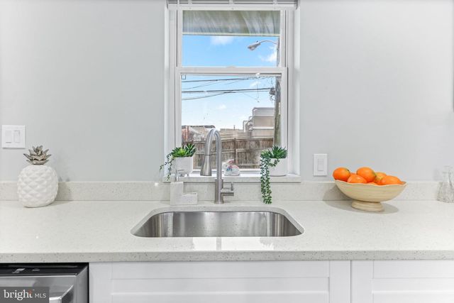 434 ILCHESTER AVE, Baltimore, MD 21218