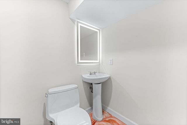 434 ILCHESTER AVE, Baltimore, MD 21218