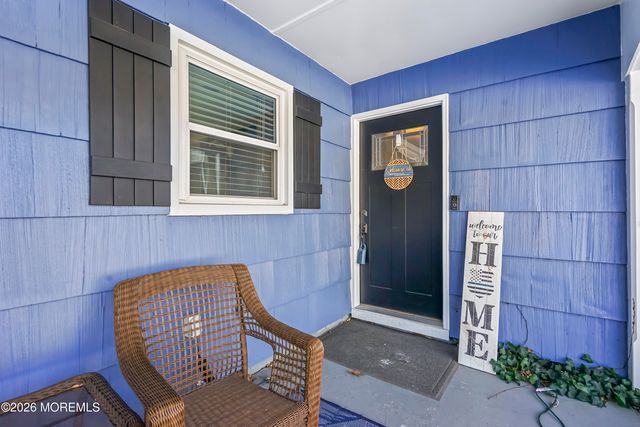 22 Forman Lane, Manalapan, NJ 07726