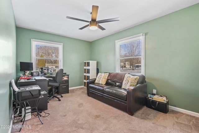 22 Forman Lane, Manalapan, NJ 07726