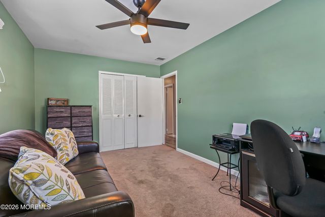 22 Forman Lane, Manalapan, NJ 07726