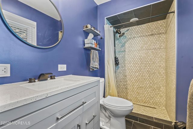 22 Forman Lane, Manalapan, NJ 07726