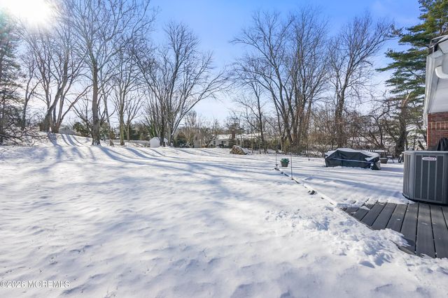 22 Forman Lane, Manalapan, NJ 07726