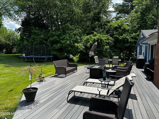 22 Forman Lane, Manalapan, NJ 07726