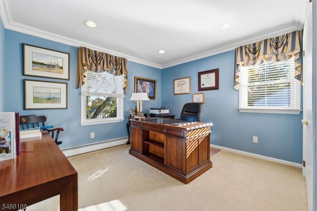 23 Puddingstone Dr, Boonton Town, NJ 07005