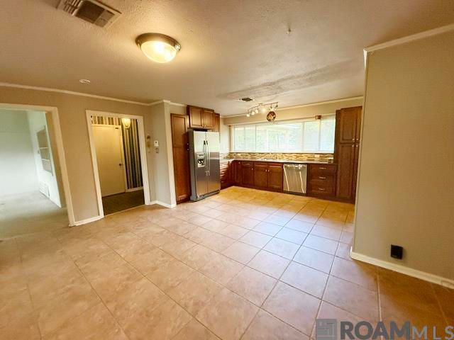 120 Marquette Dr, Baton Rouge, LA 70806