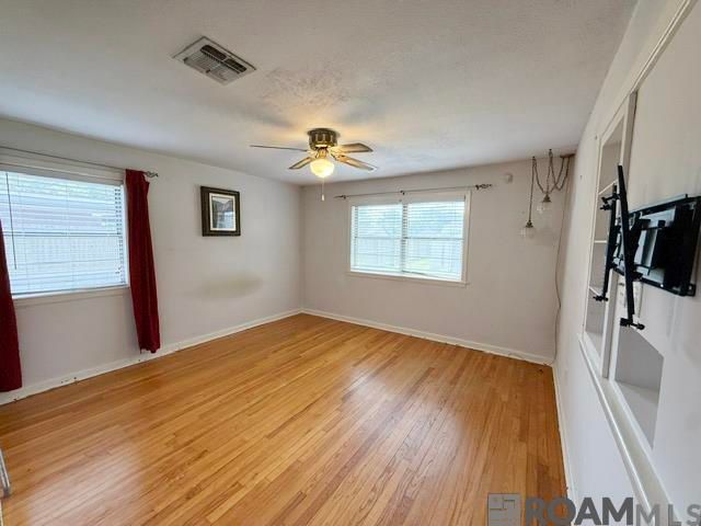 120 Marquette Dr, Baton Rouge, LA 70806