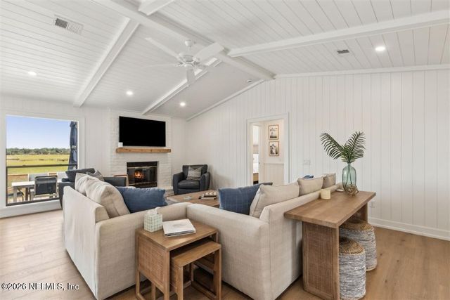 1421 HIGHLAND Drive, Fernandina Beach, FL 32034