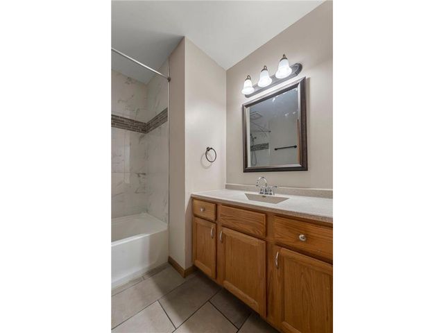 14720 Excelsior Lane #28, Apple Valley, MN 55124