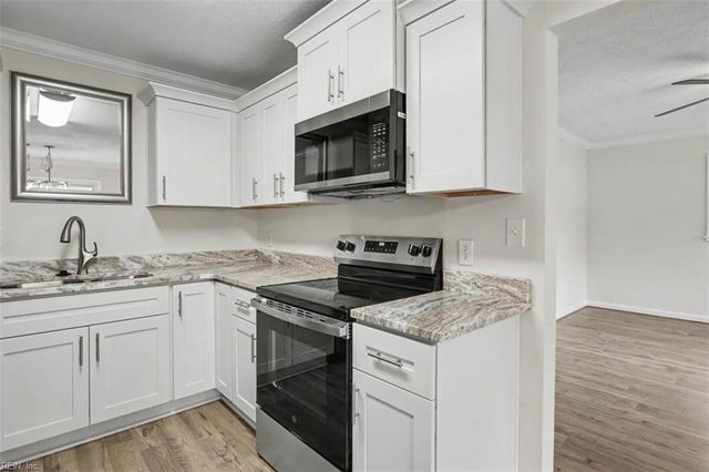 1425 Shadywood RD, Norfolk, VA 23513