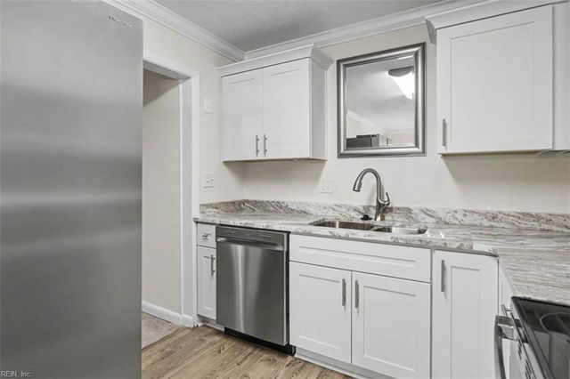 1425 Shadywood RD, Norfolk, VA 23513