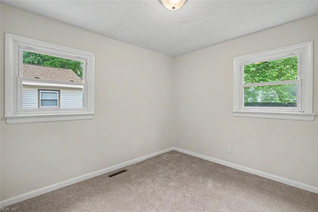 1425 Shadywood RD, Norfolk, VA 23513