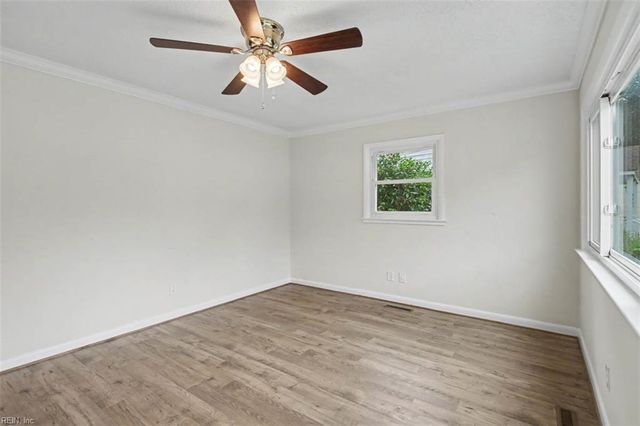 1425 Shadywood RD, Norfolk, VA 23513