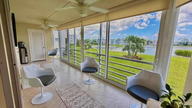 2728 N Garden Dr Drive N 214, Lake Worth Beach, FL 33461