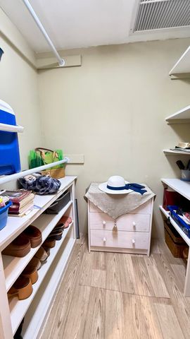 2728 N Garden Dr Drive N 214, Lake Worth Beach, FL 33461