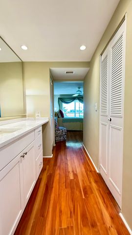 2728 N Garden Dr Drive N 214, Lake Worth Beach, FL 33461