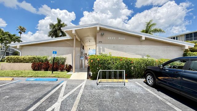 2728 N Garden Dr Drive N 214, Lake Worth Beach, FL 33461