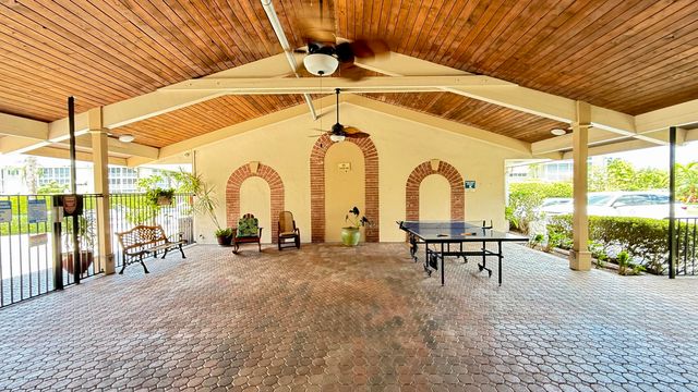 2728 N Garden Dr Drive N 214, Lake Worth Beach, FL 33461