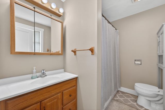 21137 Fenstermaker Road, Sycamore, IL 60178