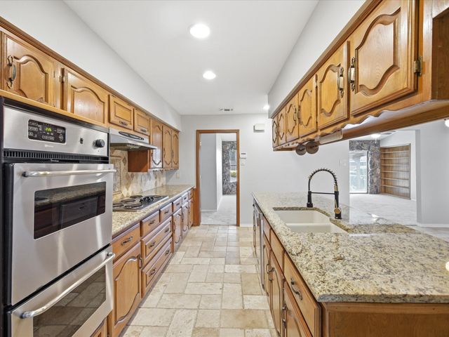 1029 Cedar Trail Drive, Cedar Hill, TX 75104