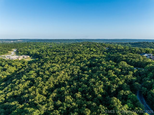 9 Deer Creek Trail, Sand Springs, OK 74063