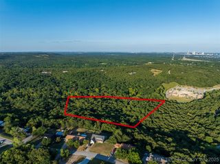 9 Deer Creek Trail, Sand Springs, OK 74063