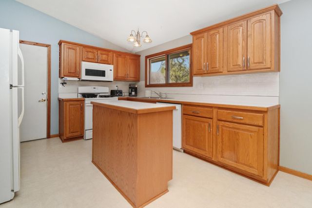 601 1st Street S, Buffalo, MN 55313