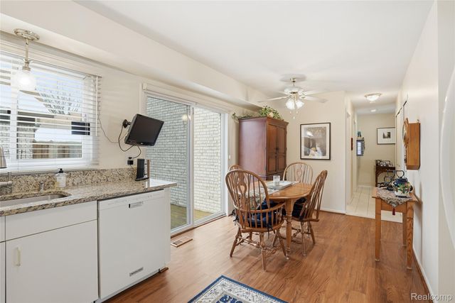 20435 Villa Grande Circle 54, Clinton Charter Township, MI 48038