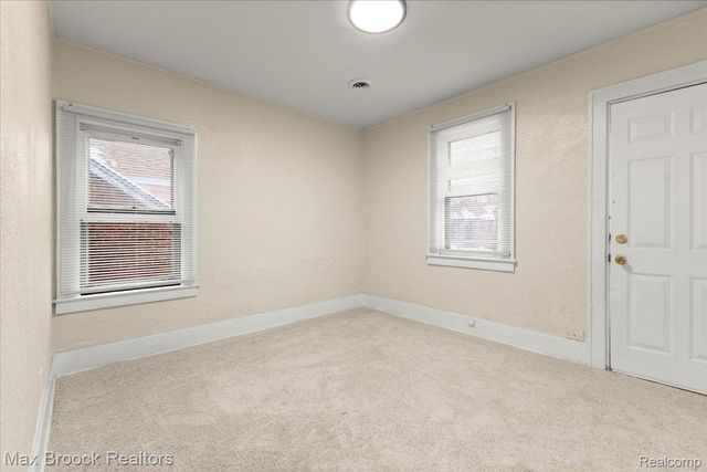 17180 Kentucky Street, Detroit, MI 48221