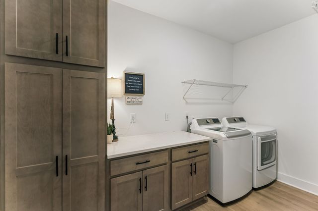 1495 Jacobs Rd, Columbia, TN 38401