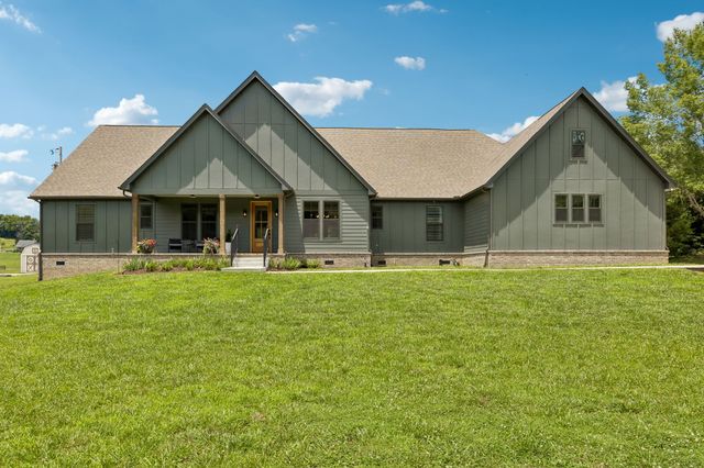 1495 Jacobs Rd, Columbia, TN 38401
