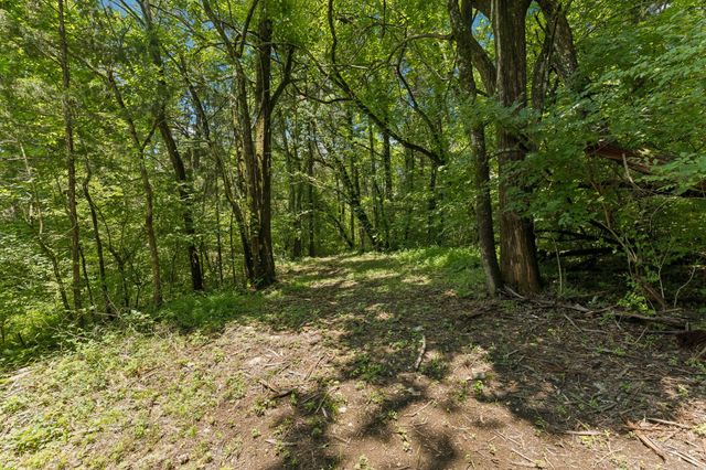 1495 Jacobs Rd, Columbia, TN 38401