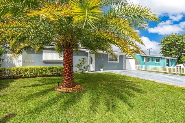 1210 N 71st Avenue, Hollywood, FL 33024