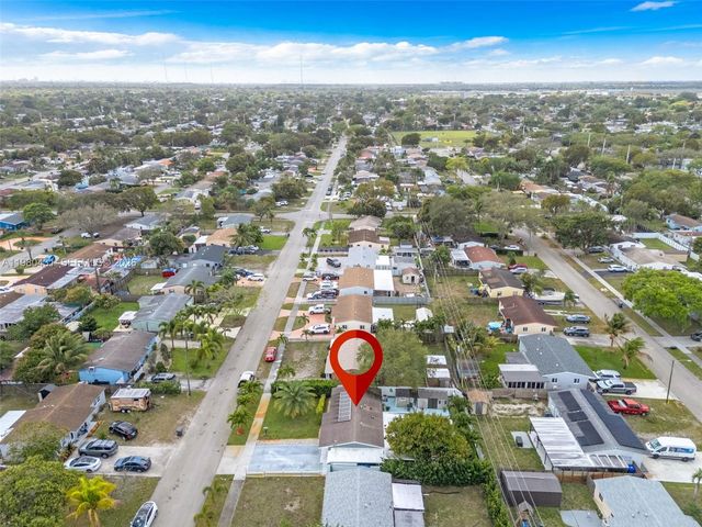 1210 N 71st Avenue, Hollywood, FL 33024