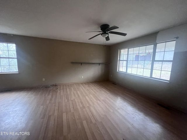 720 Poplar Lane, Winfield, TN 37892