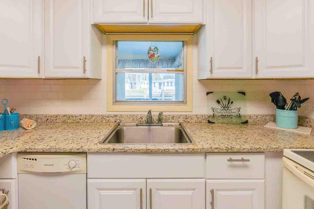 18675 US HIGHWAY 19 N 357, Clearwater, FL 33764