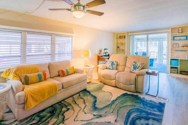 18675 US HIGHWAY 19 N 357, Clearwater, FL 33764